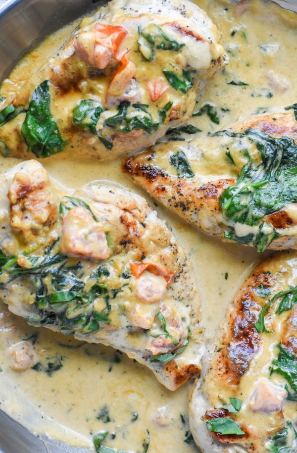 creamy tuscan chicken with tomatoes and spinach