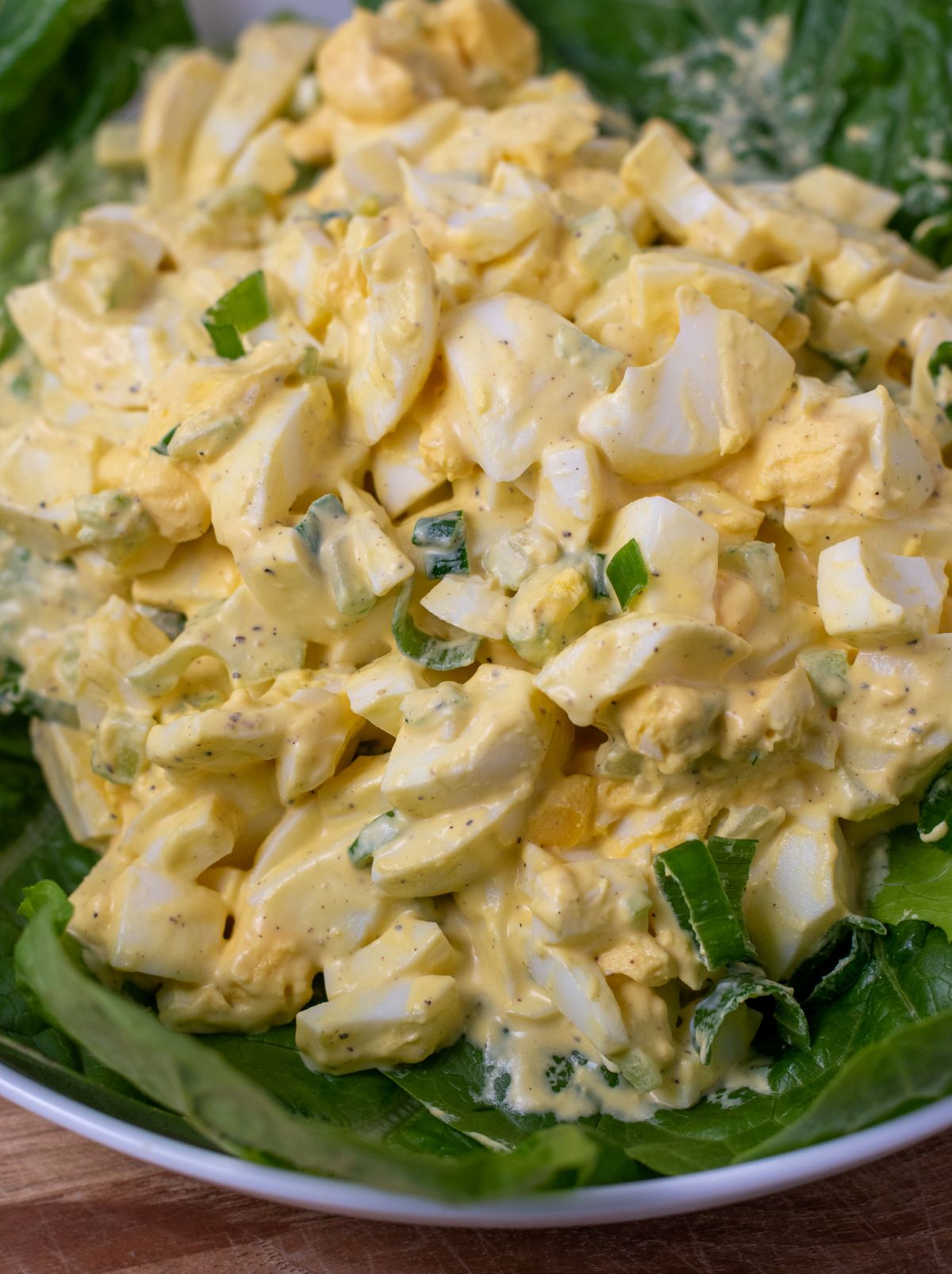 keto egg salad served in lettuce leaves